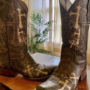 Circle G Brown Embroidered Cross Cowboy Boot